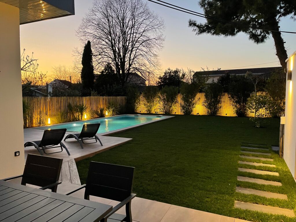 Création de jardin à Bordeaux - Ambiance végétale, mise en lumière jardin
