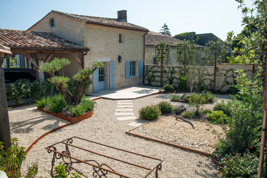 Jardin sec, minéral et résiliant - Paysagiste concepteur en Gironde